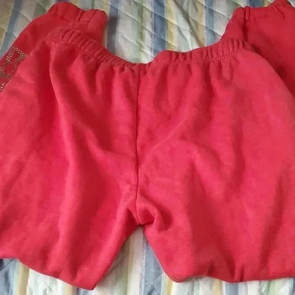 ☆☆☆EUC red sweats - Picture 5 of 10